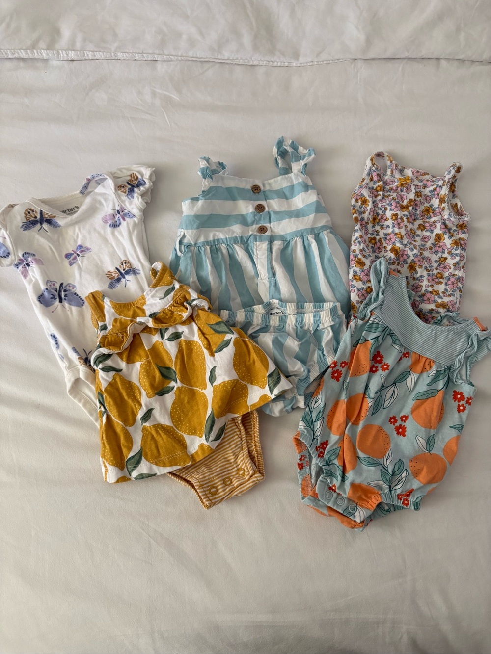 Carters Bundle Baby Girl Onesies Newborn Spring Summer Outfits Like New